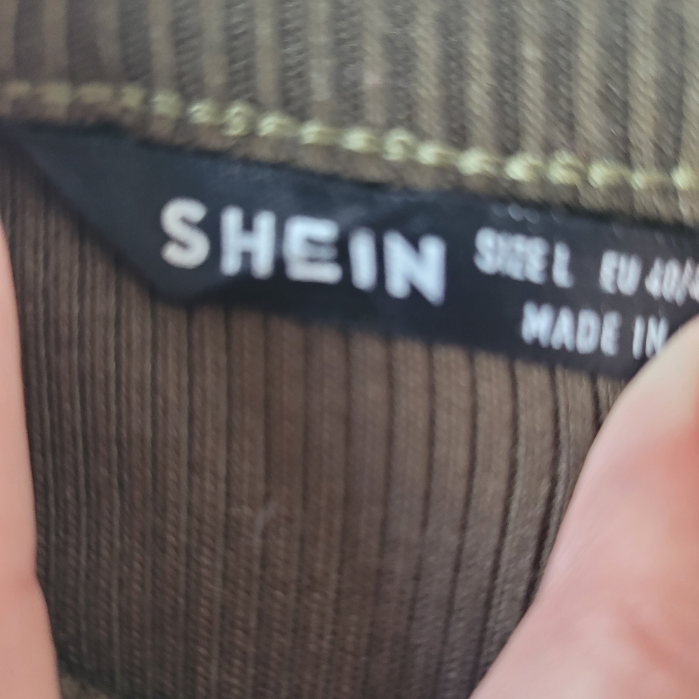 SHEIN Olive Ribbed Top - Picture 2 of 2